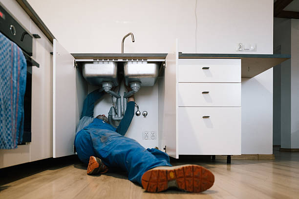 Professional Drain Cleaning technician working in Lyman, WY